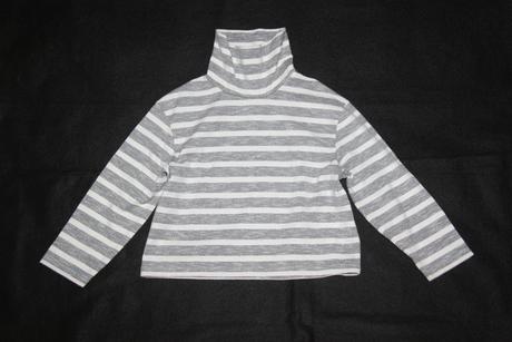 Prúžkovaný rolák next veľ. 4 - 5 r. a, next,98