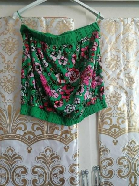 Kvietkovaný crop top, next,40