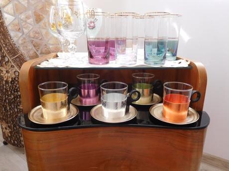 Ferebné kovovo sklenené šáločky varné sklo-5 kusov, 