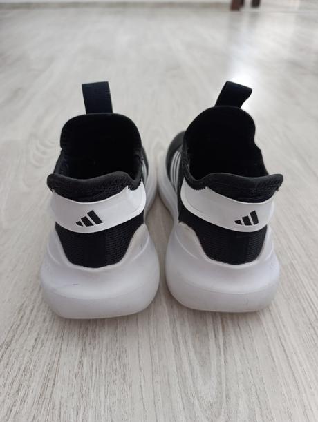 Adidas tenisky, adidas,36