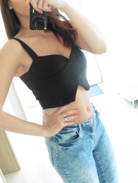Čierny crop top, m