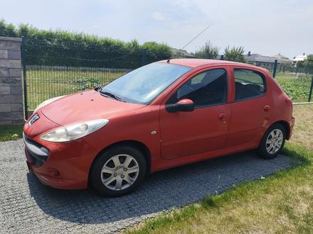 Peugeot 206+, peugeot