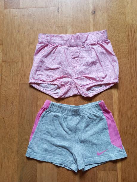 Predám kraťasy, nike,62