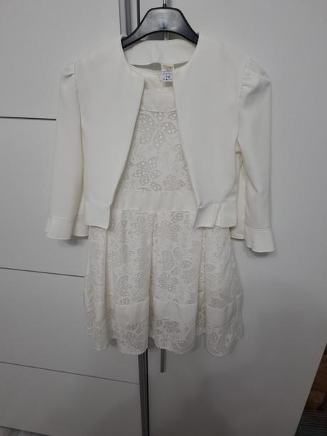 Šaty na svadbu, 146