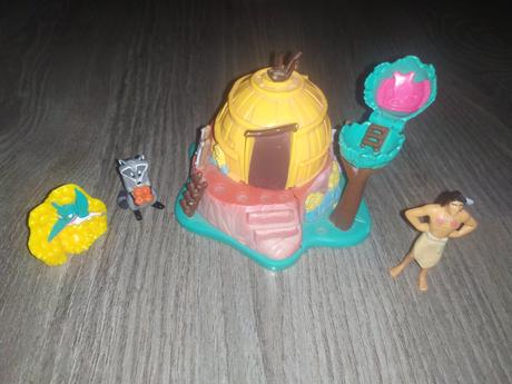 Polly pocket pocahontas set,