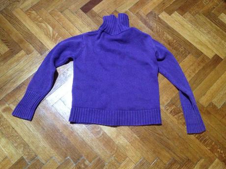 Dievčenský sveter, 146