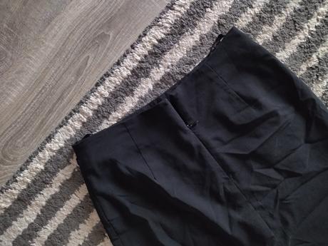 Sukňa s opaskom, 36