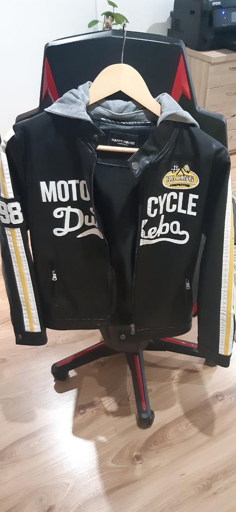 Koženkova bunda, 158