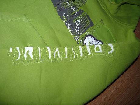 Hrubšia mikina, 146