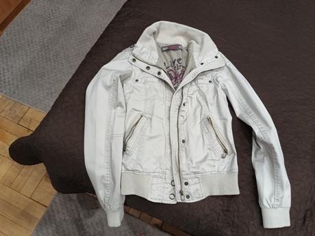 Kabat pre slečnu, s