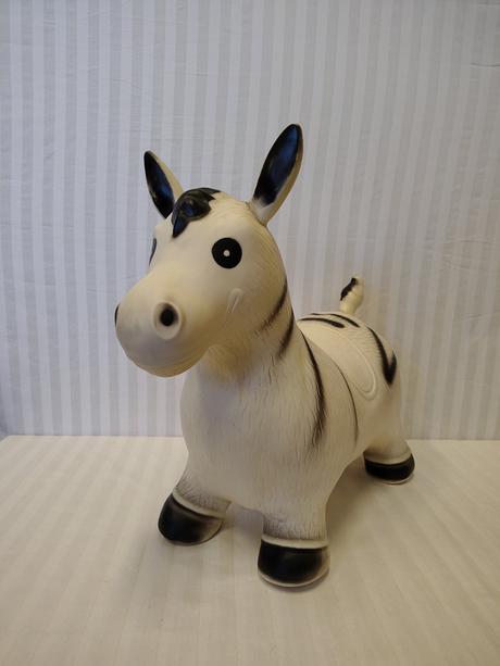 Gumové nafukovacie hopsadlo zebra legler smallfoot, 