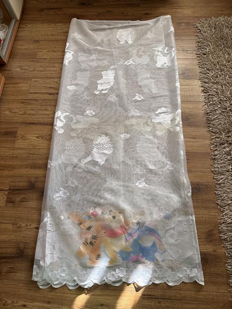 Záclona do detskej izby macko pu,