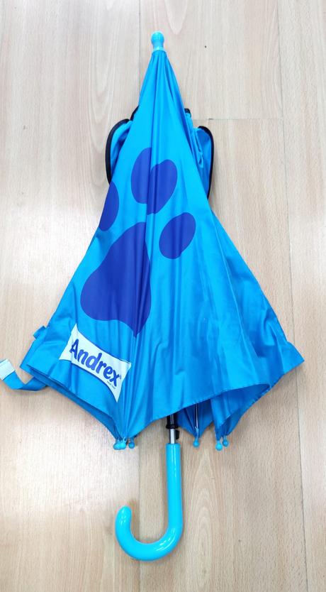 Andrex - s usami dazdnik, 