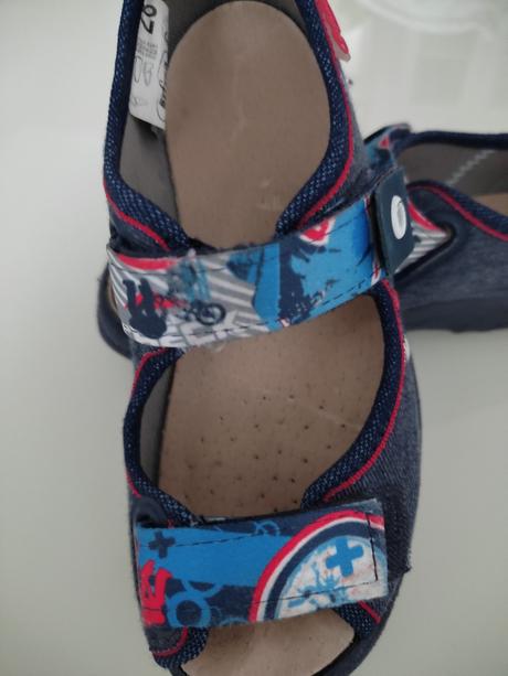 Chlapčenské sandálky, 28