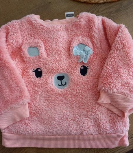 Huňatá mikinka, 68