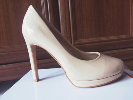 Béžové lodičky, john garfield,37