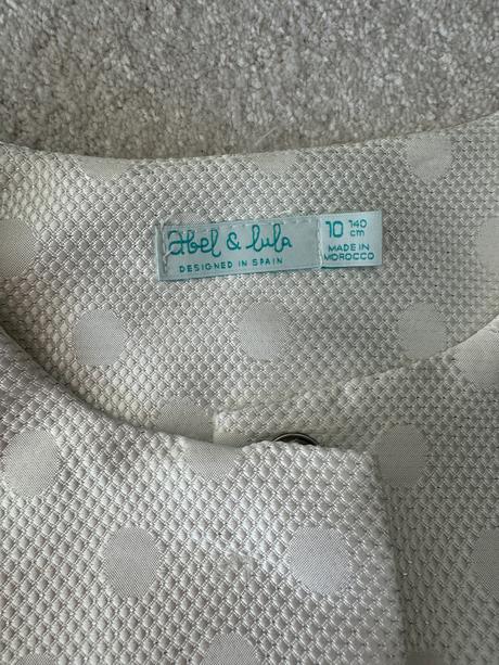 Dievcensky spolocensky kabatik, 140