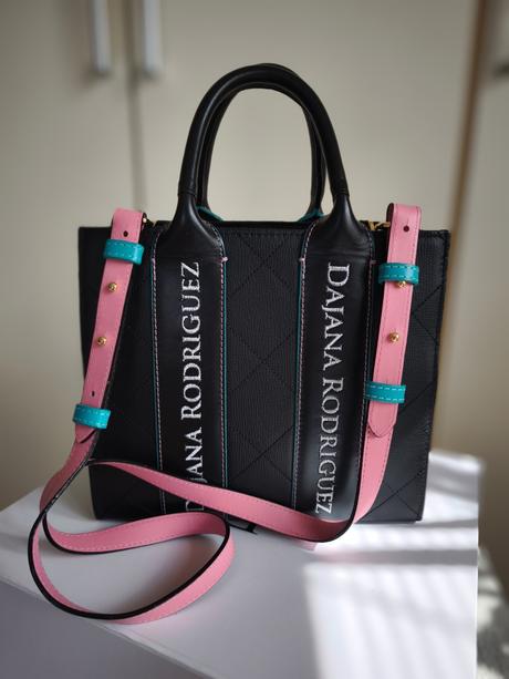 Limitovaná čierna kožená kabelka dajana rodriguez,, dajana rodriguez