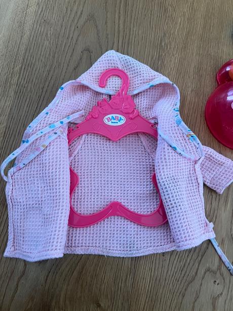 Župan a hračky do vody pre bábiku, 