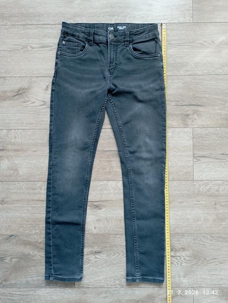 Pekné riflové nohavice (už s poštovným), c&a,152