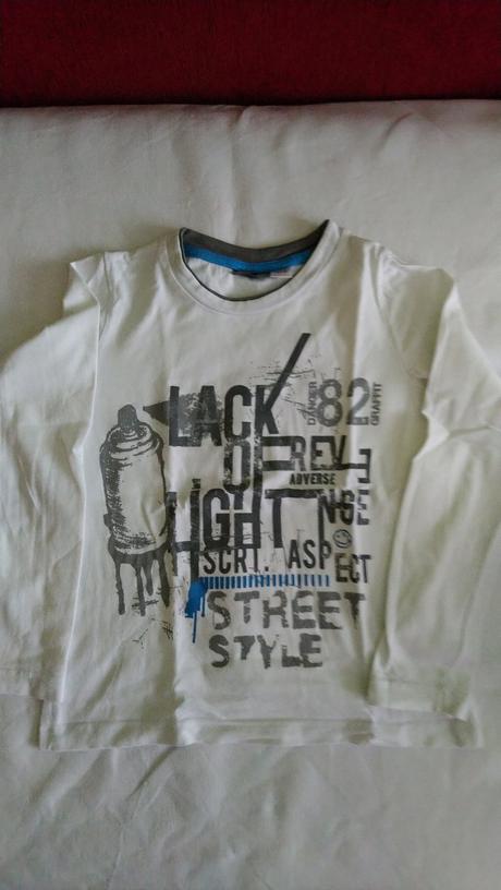 Balík chlapčenských vecí 122-128, 122–134