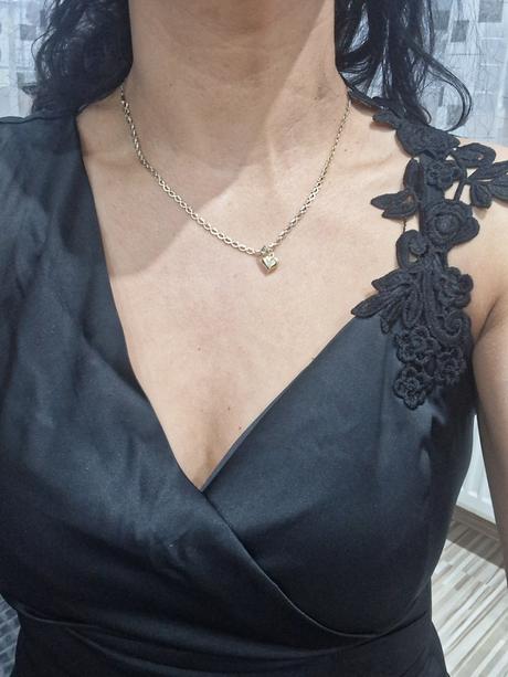 Dámske spoločenské šaty, s