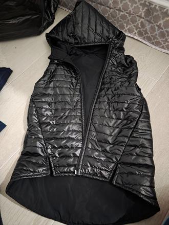 Dievcenska vesta kotton velkost m cca 122-128, 122