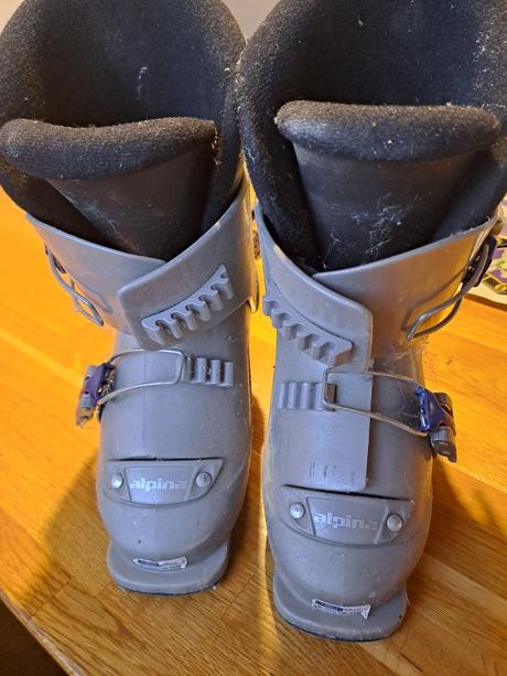 Lyžiarky, alpina,28