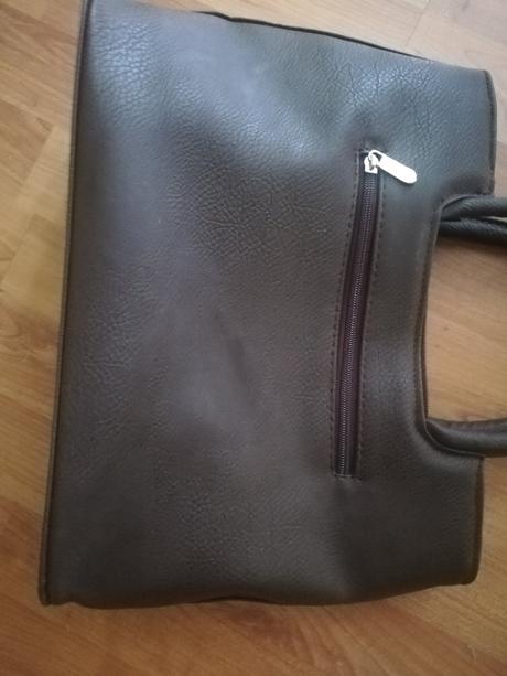 Kožená kabelka, 