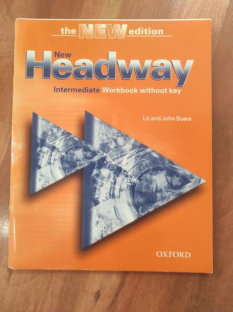 Učebnice anj, che, bio, lit,