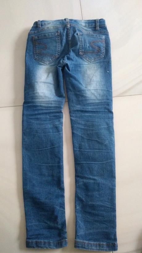 Modré skiny rifle, 128