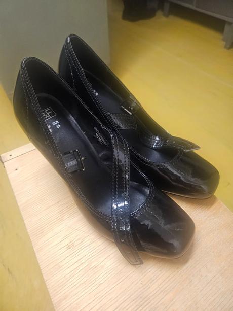 Čierne lakovky, f&f,38