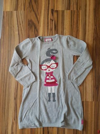 Predlzeny pulover, 128