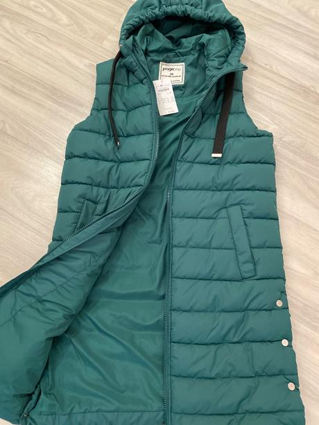 Zelená vesta, takko,m