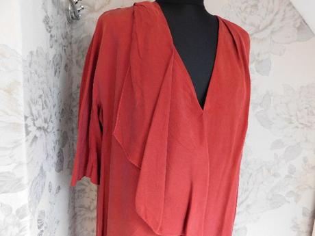 Kvalitne trendy saty, 42