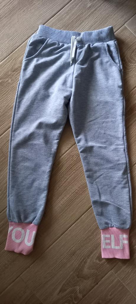 Tepláková súprava, 134