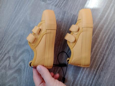 Tenisky reserved, reserved,20 / 21