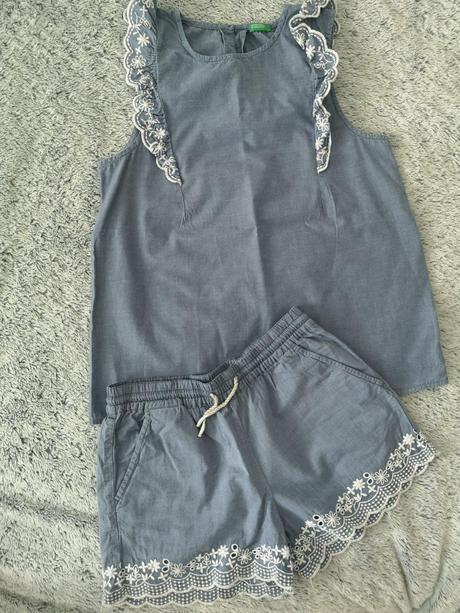 Krásny benetton kompletik, benetton,152