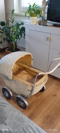Retro kočík pre bábiky,