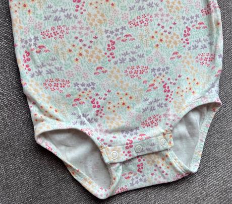 Peknucke body s volanikom top stav, h&m,86