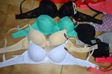 Dámska luxusná podprsenka, 75b - 95e