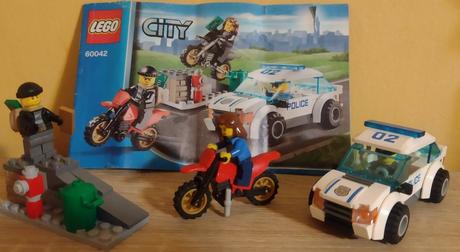 Lego policajná stanica, 