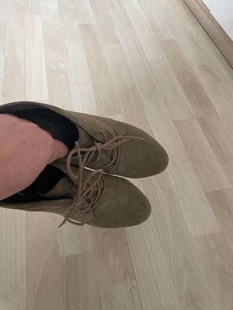 Aldo semišové členkové topánky, 37