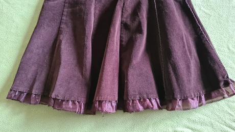 Sukňa jemný menšester s čipkou, 158