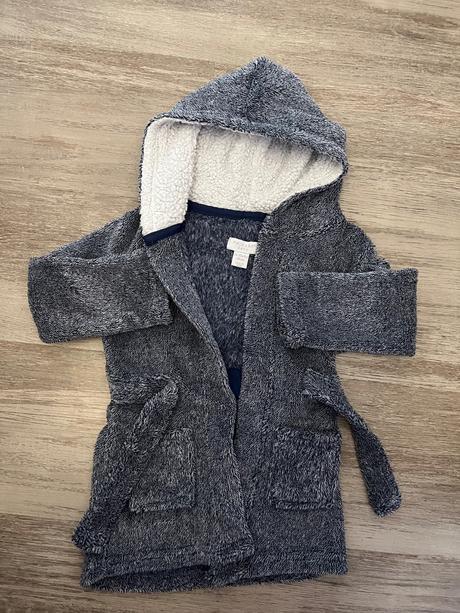 Zupan s kapucnou, primark,98