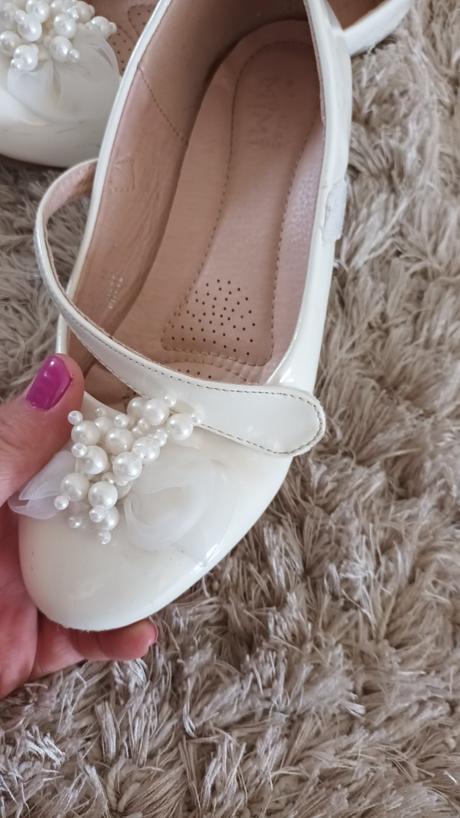 Elegantné biele topánočky, 35