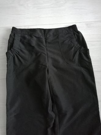 Športové nohavice, 40