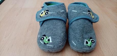 Papučky vd 15 cm, 24