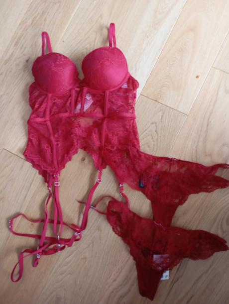 Korzet s podväzkami, sinsay,80b