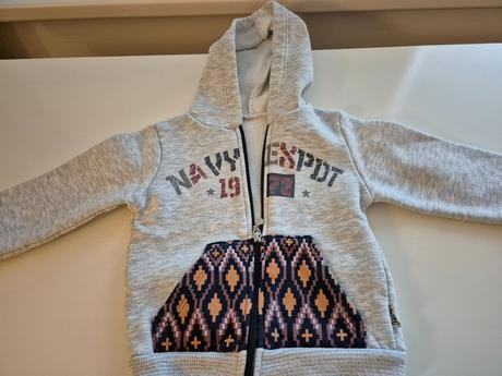 Mikiny/sveter 92 6ks, 92